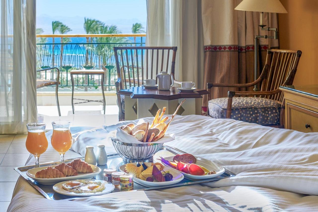 Mosaique Beach Resort Taba Heights Exterior foto Room service