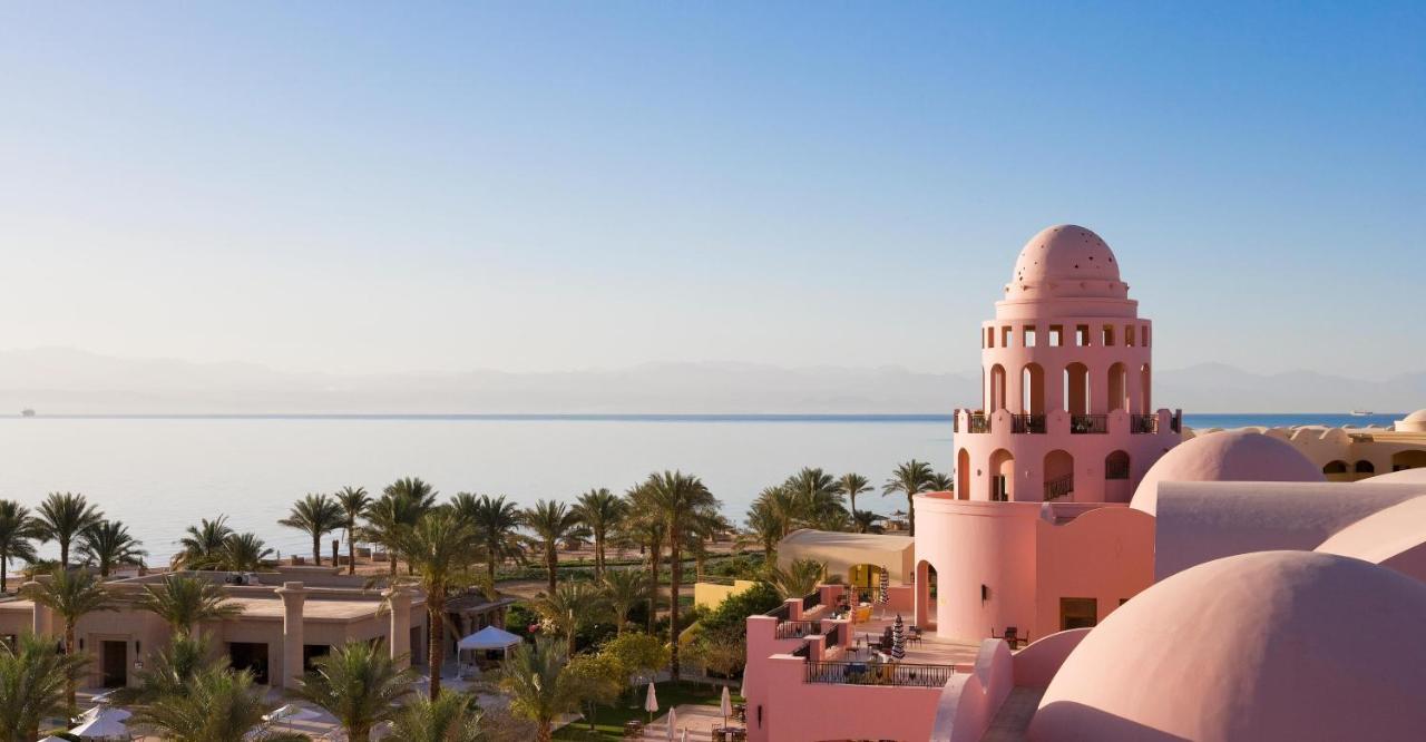 Mosaique Beach Resort Taba Heights Exterior foto View of the Red Sea from the resort